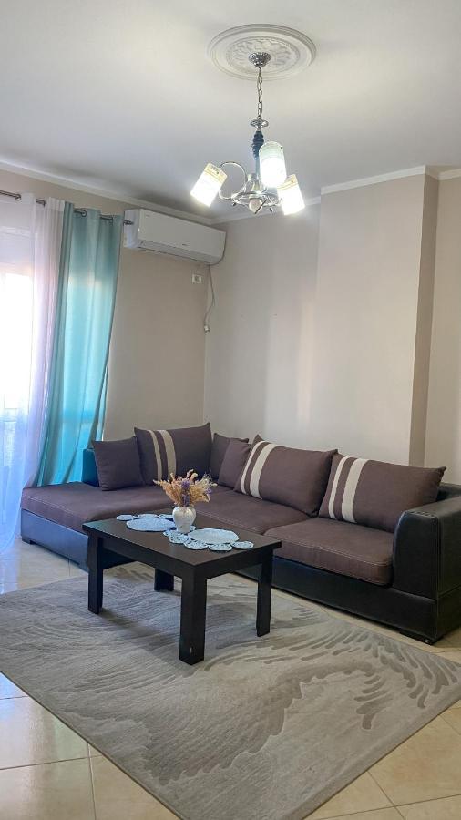 Lando Apartment Shkodra Exterior foto